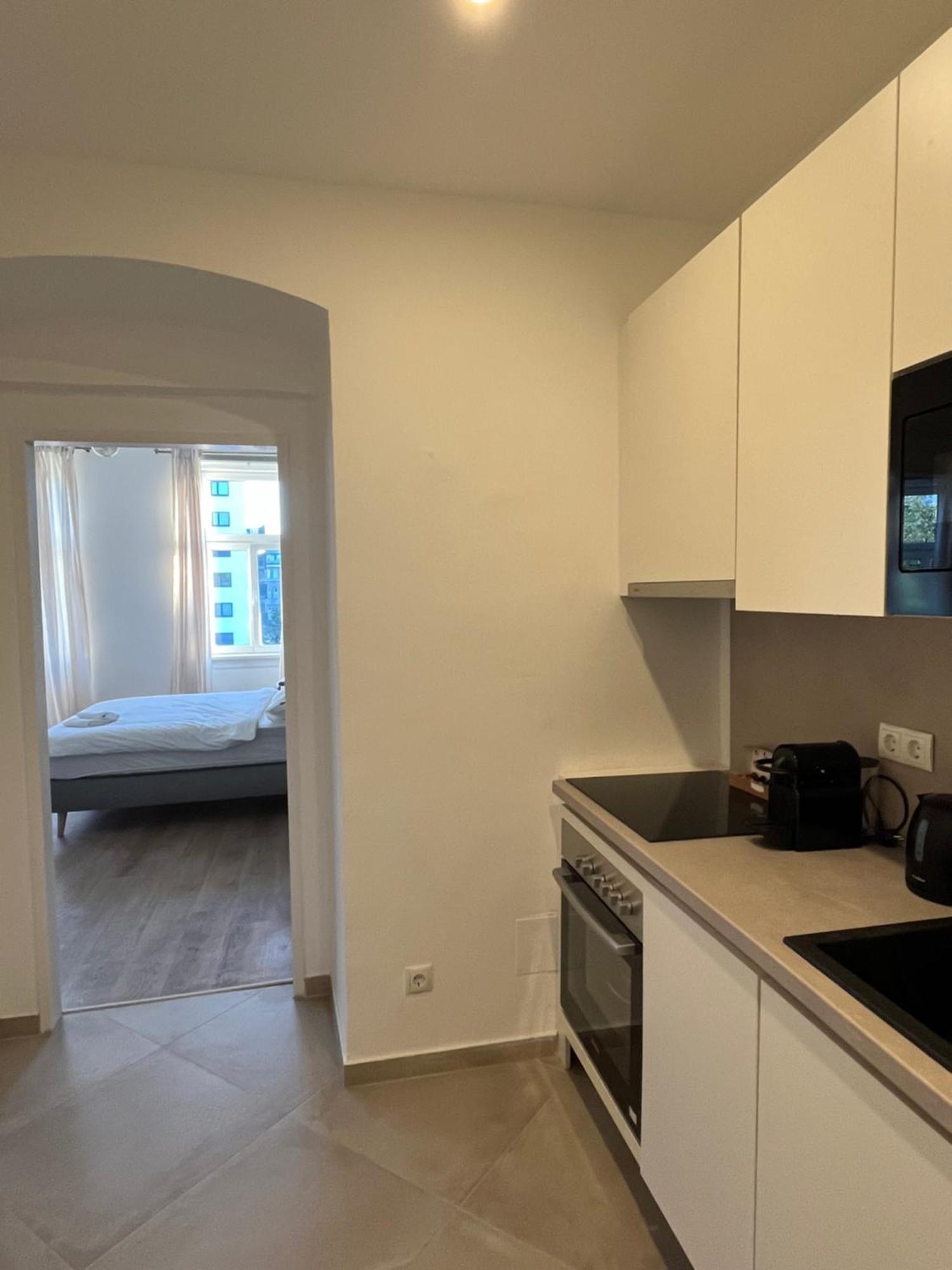 Apartment Schoenbrunn Near Metro Vienna Esterno foto