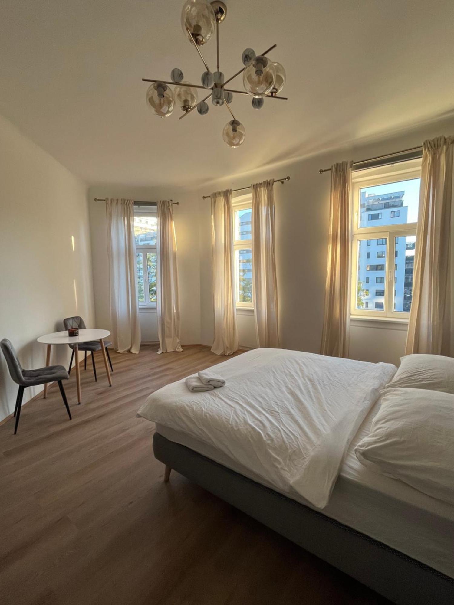 Apartment Schoenbrunn Near Metro Vienna Esterno foto