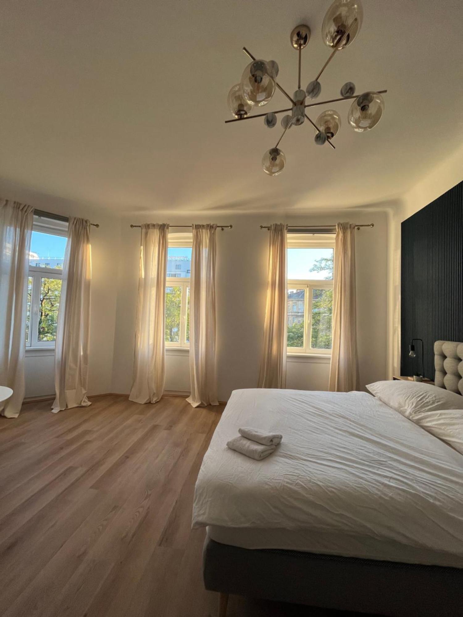 Apartment Schoenbrunn Near Metro Vienna Esterno foto